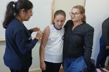 VACINA NAS ESCOLAS