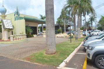 Meio Ambiente executa limpeza urbana na cidade