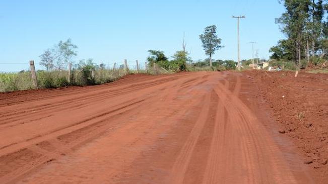Sabáudia faz manutenção em área de do antigo aterro sanitário