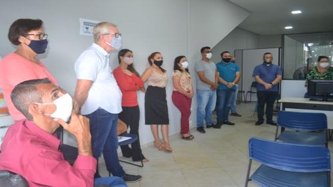 Agência do Trabalhador recebe benção em novo prédio