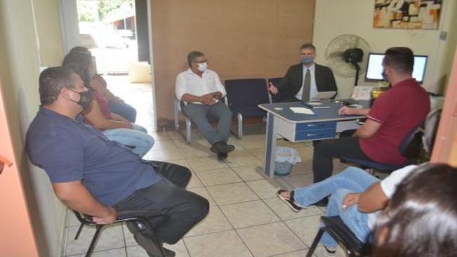 CONSELHO TUTELAR DE SABÁUDIA RECEBE PROMOTOR DE JUSTIÇA