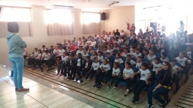 Centro da Juventude Alessandro Salvador apresenta teatros na Semana de Enfrentamento a Violência Contra Crianças e Adolescentes